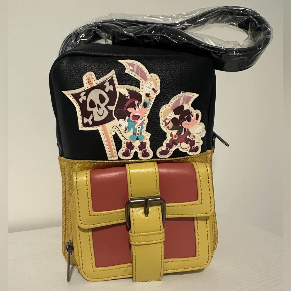 New! Disney Parks Pirate of the Caribbean Crossbody Bag Mickey Mouse